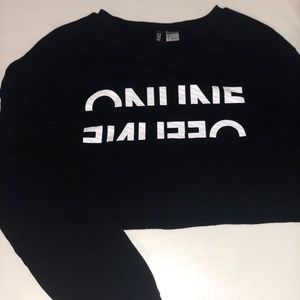 ~Divided H&M* Cropped Graphic Sweater